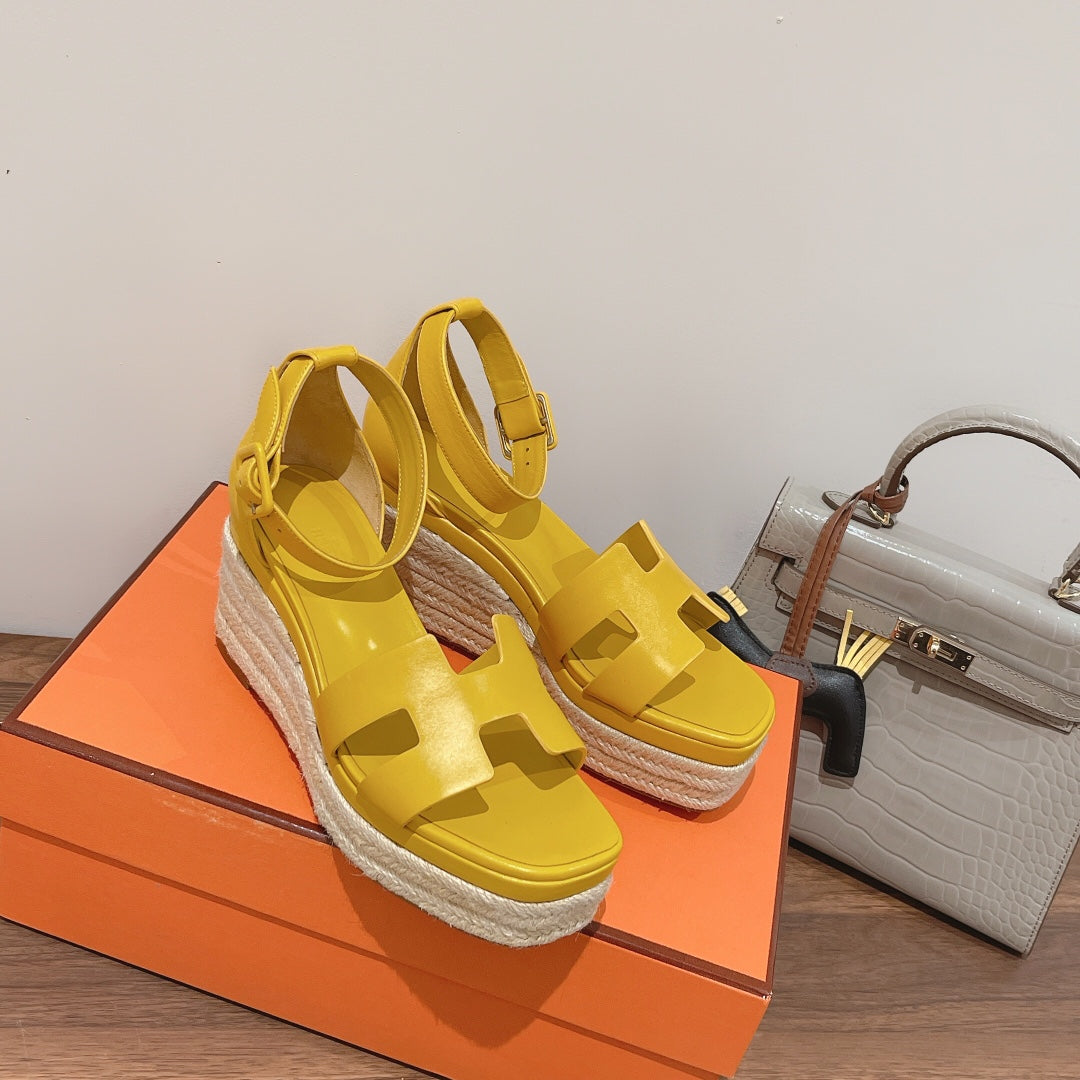 HM Stylish Sandals - Comfortable Summer Footwear