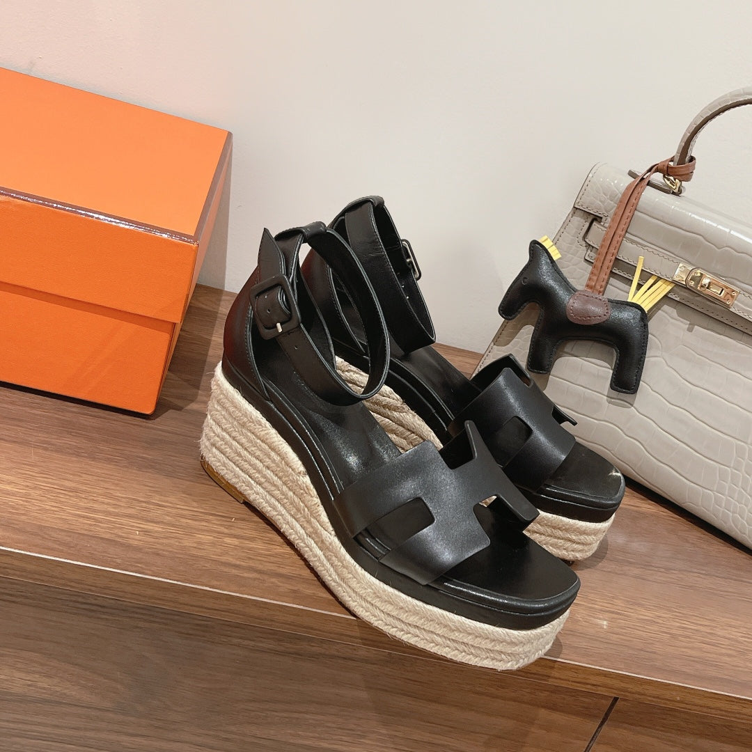 HM Stylish Sandals - Comfortable Summer Footwear