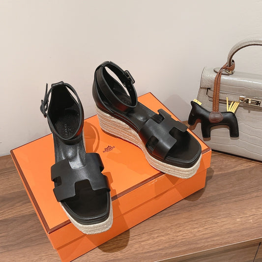 HM Stylish Sandals - Comfortable Summer Footwear