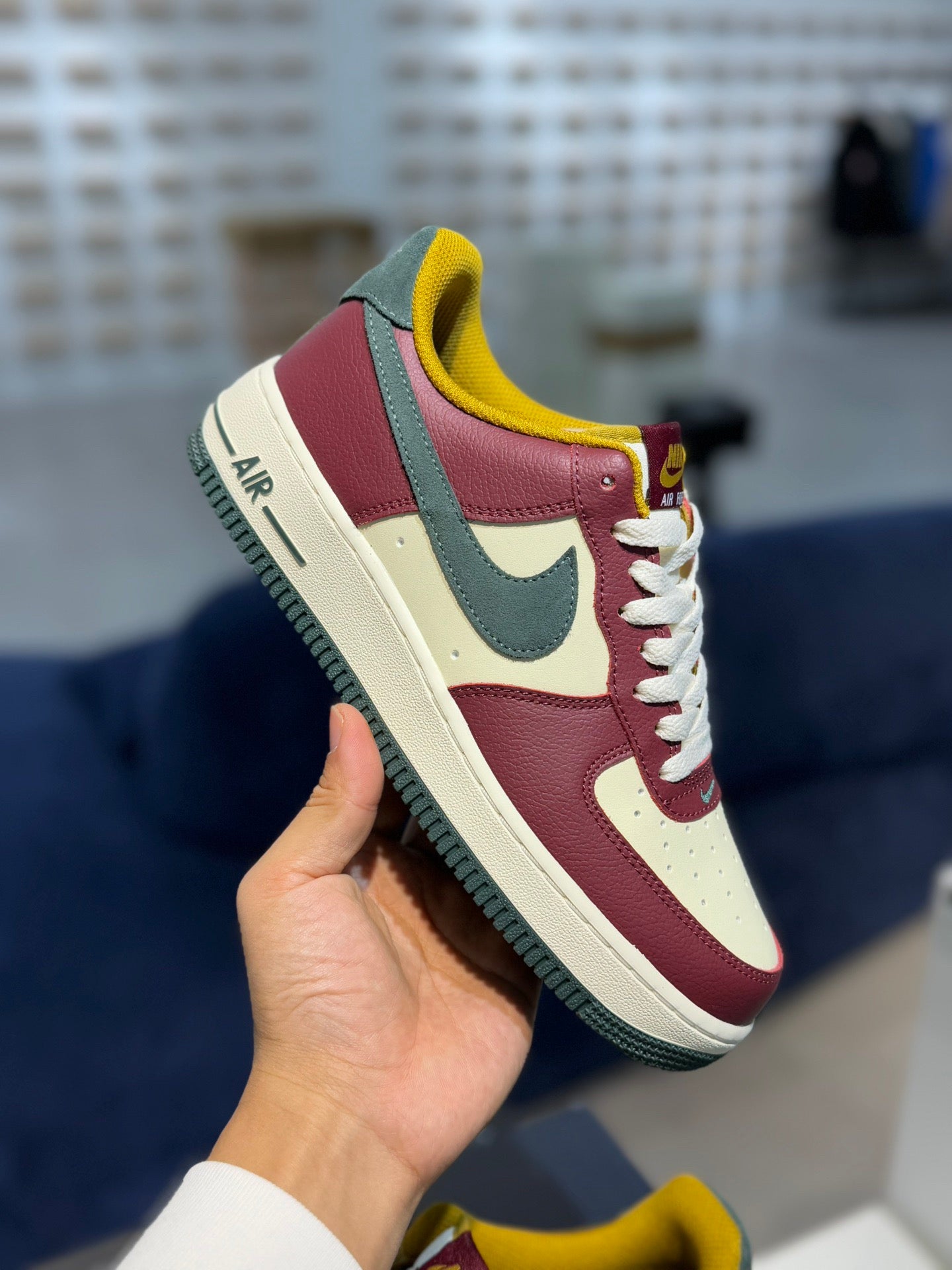 Best Quality NK sneakers- For any occasion 39% Off  for today