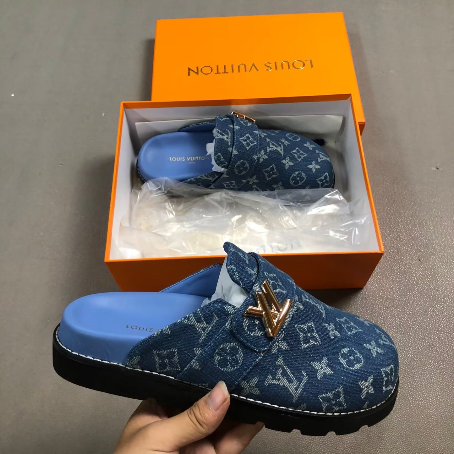 Premium LV sunset flat comfort Sandals 73% Off