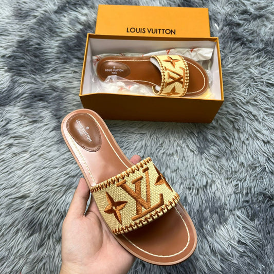 Ultimate LV Sandals for the beach that you can wear for any occasion, very comfortable- 65% Off, for today